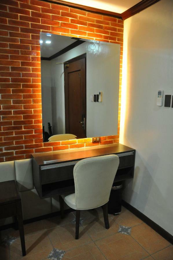 Vigan Plaza Hotel Zewnętrze zdjęcie