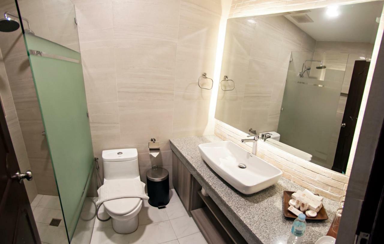 Vigan Plaza Hotel Zewnętrze zdjęcie