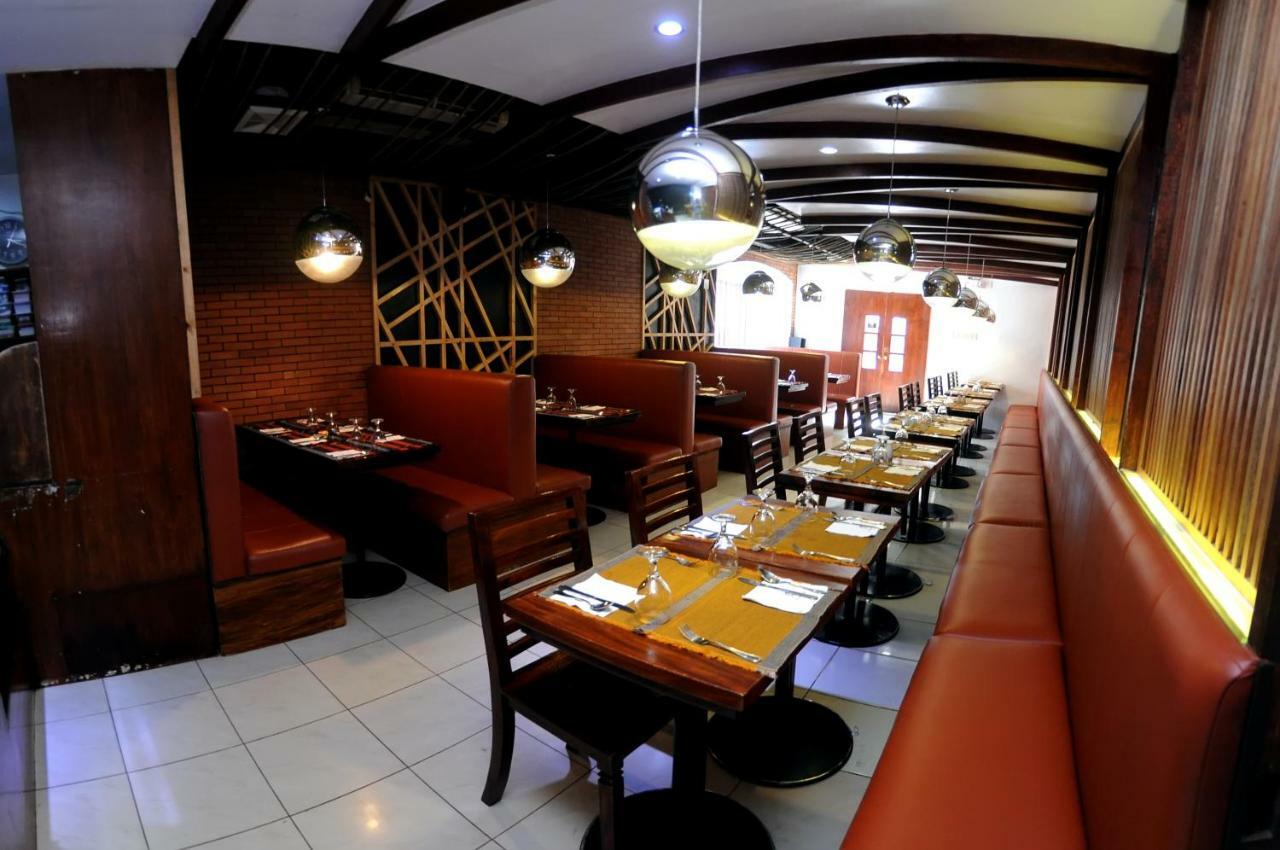 Vigan Plaza Hotel Zewnętrze zdjęcie